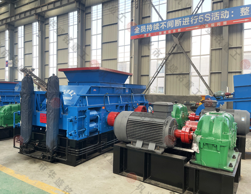 偉晶巖制砂機(jī)，液壓對(duì)輥制砂機(jī)，對(duì)輥制砂機(jī)價(jià)格，偉晶巖對(duì)輥制砂機(jī)